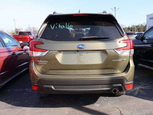 Used 2022 Subaru Forester Limited image 19