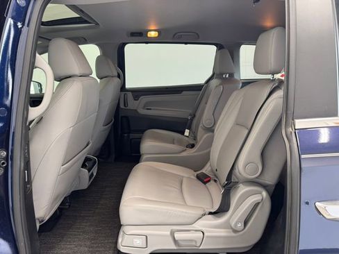 Used 2021 Honda Odyssey EX-L image 18