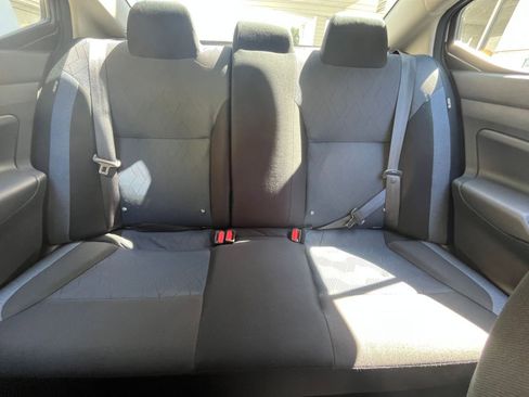 Used 2025 Nissan Versa SV image 36