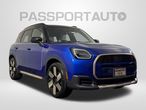 Certified 2025 MINI Cooper Countryman S w/ Comfort Package Max AWD/4WD image 3