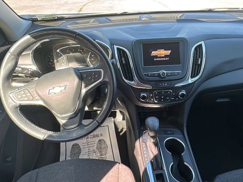 Used 2022 Chevrolet Equinox LT image 14