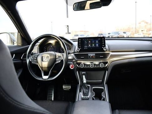 Used 2020 Honda Accord Sport image 15