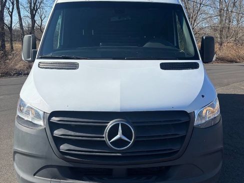 Used 2019 Mercedes-Benz Sprinter 170 Cargo image 8