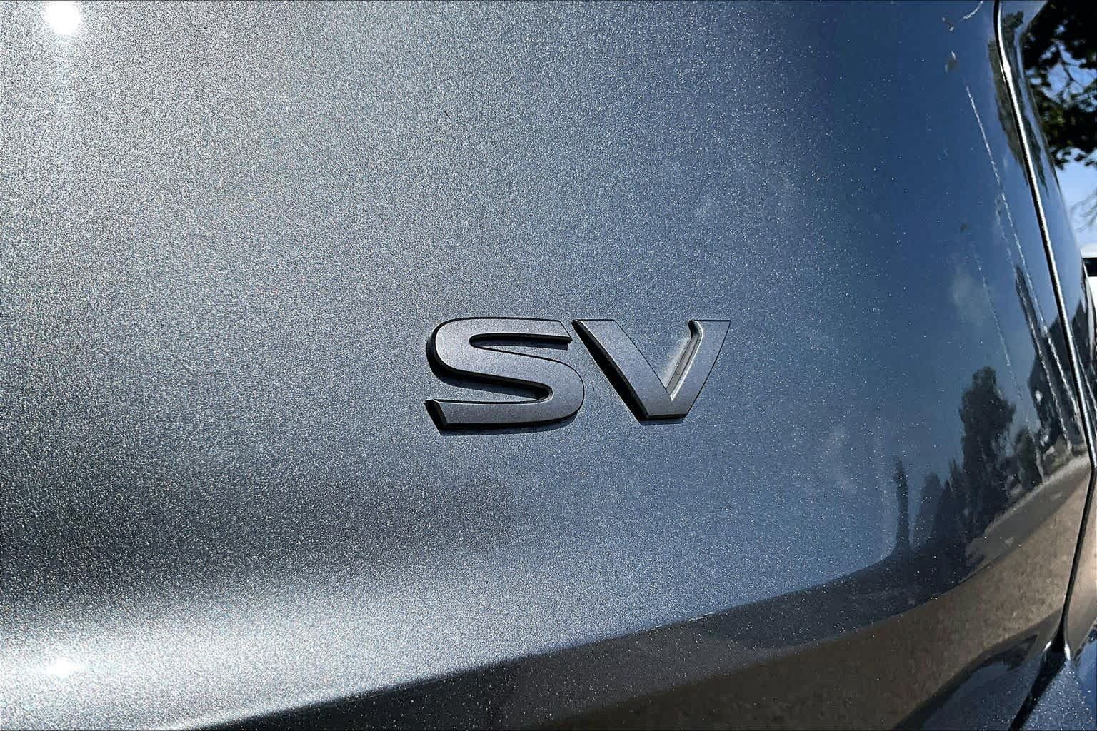 Used 2024 Nissan Rogue SV FWD image 10