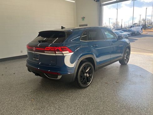 New 2026 Volkswagen Atlas Cross Sport SE AWD/4WD image 5