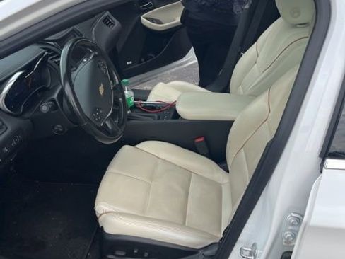 Used 2018 Chevrolet Impala Premier w/ Premier Confidence Package image 13