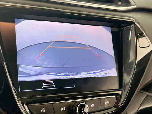 Used 2021 Chevrolet TrailBlazer RS w/ Sun and Liftgate Package image 12