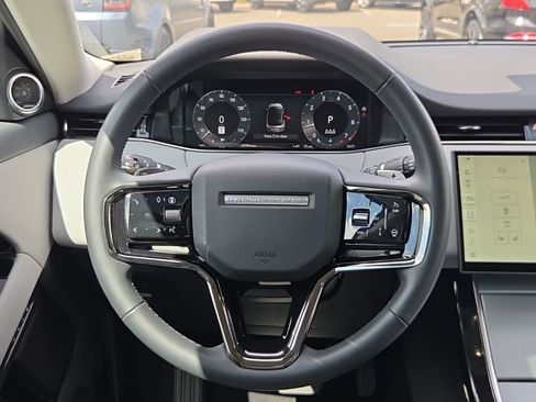 Used 2024 Land Rover Range Rover Evoque S AWD/4WD image 24