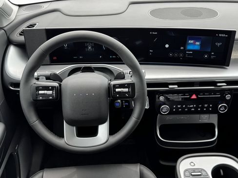 New 2026 Hyundai Ioniq 9 Limited AWD/4WD image 17