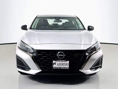 Used 2023 Nissan Altima 2.5 SR