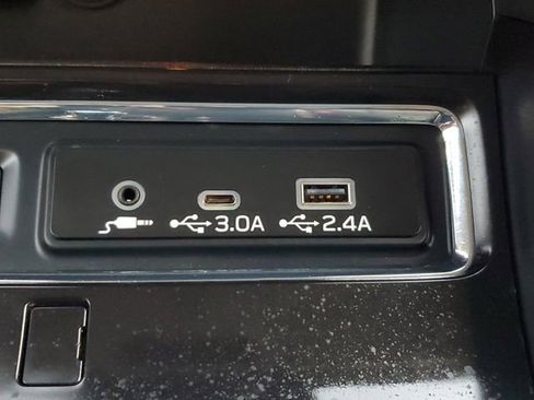 Used 2024 Subaru Ascent Onyx Edition Limited image 32