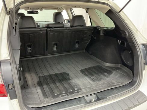 Used 2015 Subaru Outback 2.5i Limited image 27