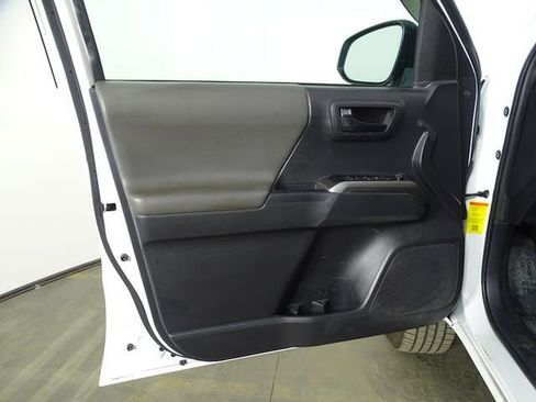 Used 2023 Toyota Tacoma SR5 RWD image 13