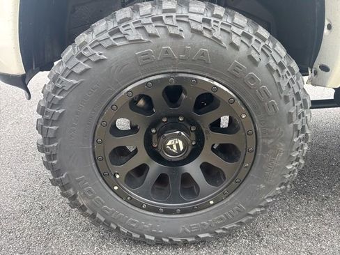 Certified 2017 RAM 2500 Laramie w/ Sport Appearance Group AWD/4WD image 8
