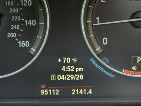 Used 2014 BMW 528i Sedan RWD image 25