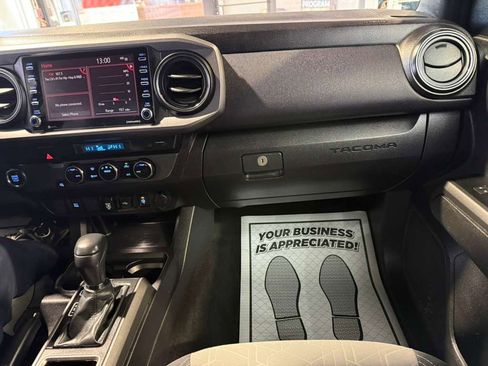 Used 2023 Toyota Tacoma TRD Off-Road image 20