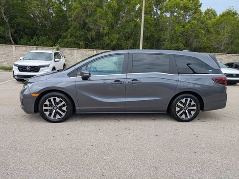 Used 2025 Honda Odyssey EX-L image 7