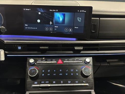 Used 2024 Hyundai Santa Fe Calligraphy image 13