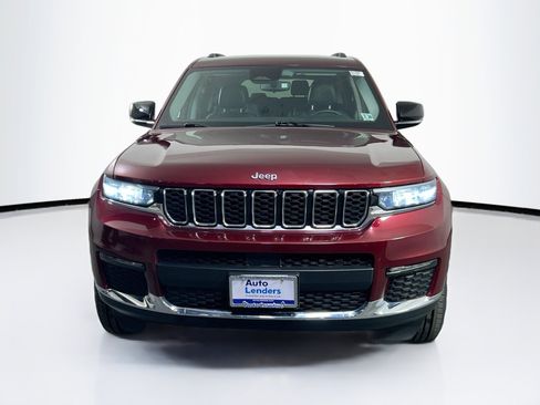 Used 2021 Jeep Grand Cherokee L Limited AWD/4WD image 2