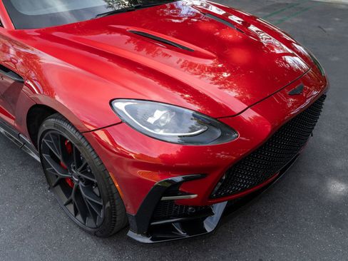 Used 2026 Aston Martin DBX 707 AWD/4WD image 9