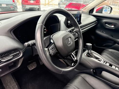 Used 2024 Honda HR-V EX-L image 14