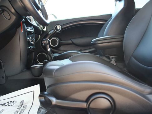 Used 2013 MINI Cooper Clubman S FWD image 16