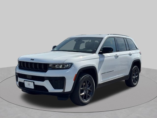 New 2027 Jeep Grand Cherokee Altitude AWD/4WD image 9
