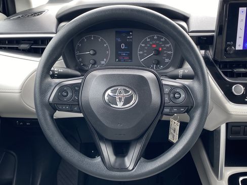Certified 2024 Toyota Corolla Cross L AWD/4WD image 16