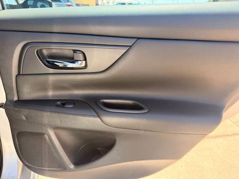 Used 2017 Nissan Altima 2.5 S w/ Power Driver Seat Package FWD image 28