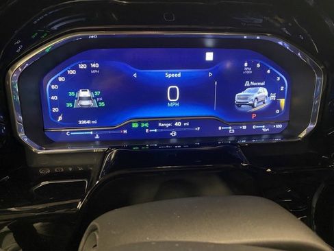 Used 2022 Chevrolet Silverado 1500 ZR2 w/ Technology Package image 15