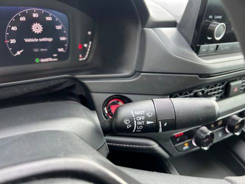 Used 2023 Honda Accord EX image 28