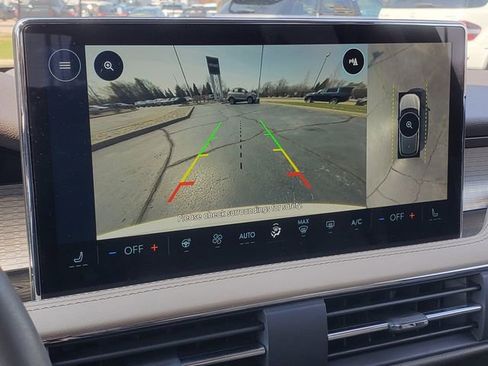 Used 2023 Lincoln Corsair FWD w/ Equipment Group 101A image 21