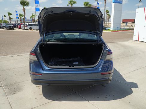 Used 2026 Honda Accord SE image 12