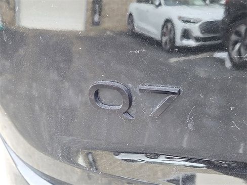 Certified 2025 Audi Q7 3.0T Prestige w/ Prestige Package image 30