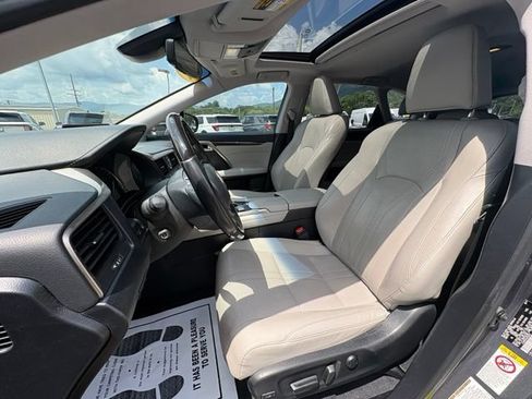 Used 2018 Lexus RX 350L Luxury w/ Accessory Package FWD image 27