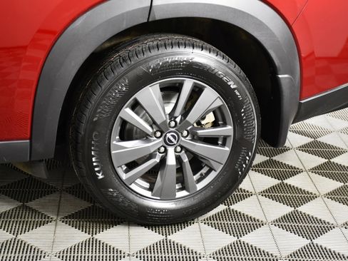 Used 2022 Nissan Pathfinder SV image 49