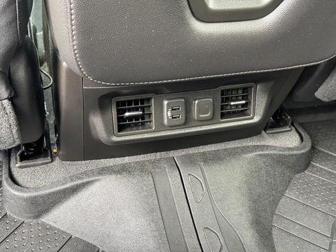 Certified 2019 Chevrolet Silverado 1500 LT Trail Boss w/ Convenience Package AWD/4WD image 7