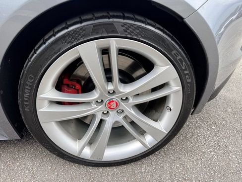 Used 2015 Jaguar F-TYPE S RWD image 29