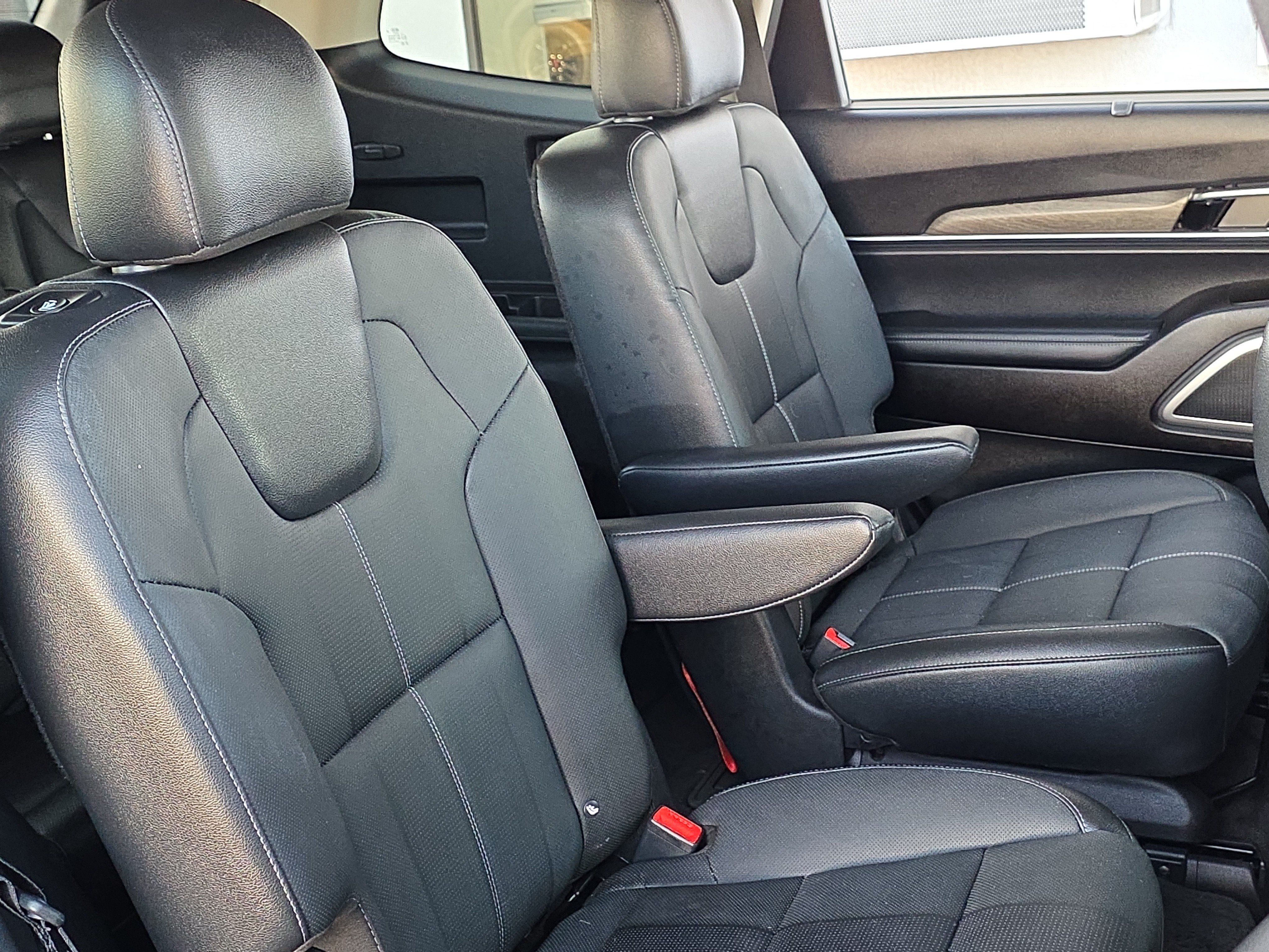 Used 2021 Kia Telluride EX w/ EX Premium Package FWD image 31