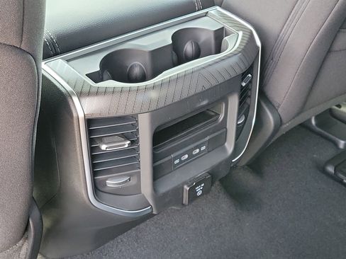 New 2026 RAM 1500 Big Horn AWD/4WD image 13