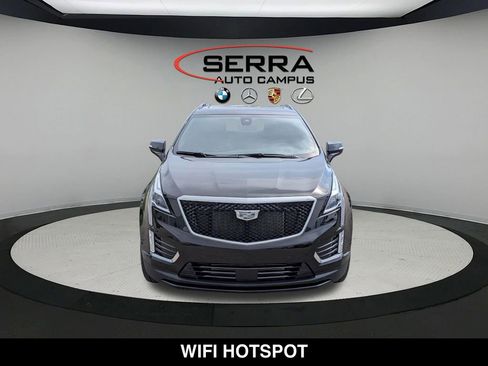 Used 2025 Cadillac XT5 Sportv w/ LPO, Red Accent Package AWD/4WD image 10