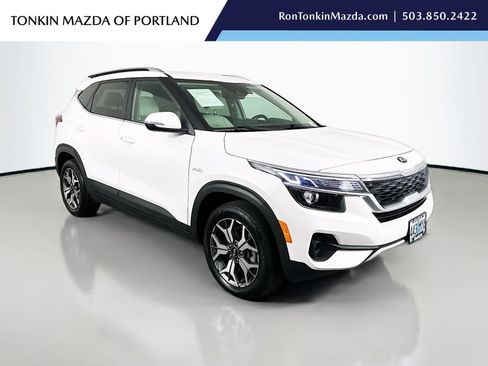 Used 2021 Kia Seltos EX AWD/4WD image 1