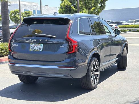 Used 2026 Volvo XC90 B6 Core AWD/4WD image 5