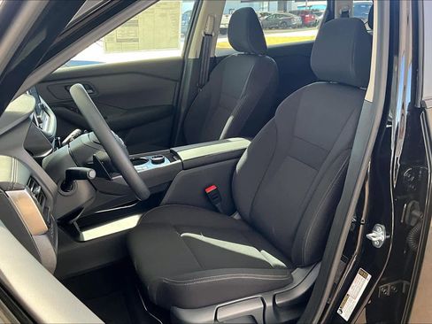 New 2026 Nissan Rogue S image 9