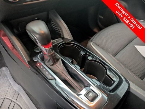 Used 2022 Chevrolet TrailBlazer RS w/ Technology Package AWD/4WD image 23