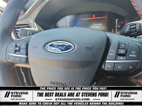 Used 2023 Ford Escape ST-Line w/ Tech Pack #1 FWD image 19