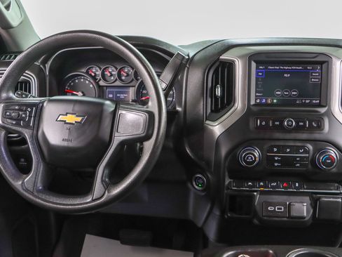 Used 2024 Chevrolet Silverado 1500 Custom AWD/4WD image 16