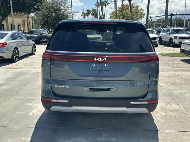 Certified 2024 Kia Carnival EX FWD image 7