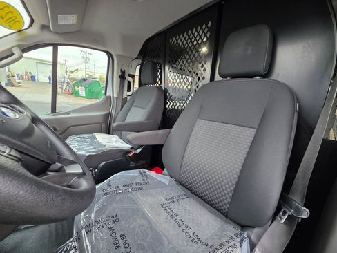 Used 2023 Ford Transit 250 Low Roof w/ Exterior Upgrade Package RWD image 13