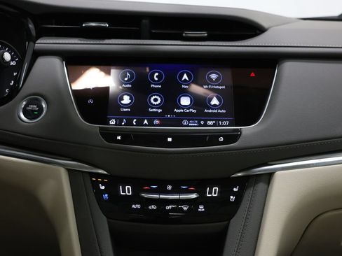 Used 2021 Cadillac XT5 Premium Luxury AWD/4WD image 19
